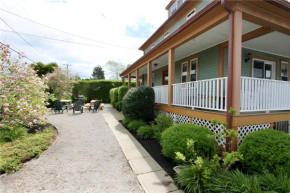 Apartment 4bd,1st floor, waterview, walk to Beach